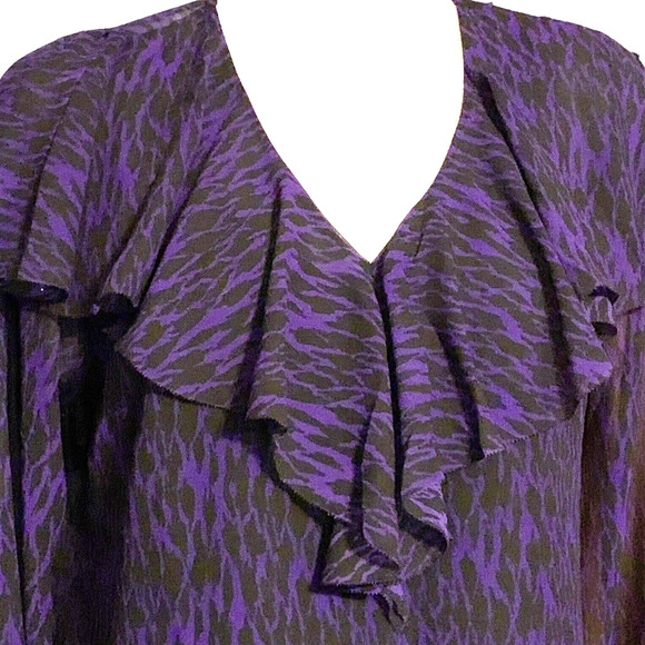 Soft Surroundings Ruffled Blouse Top Sz XL Sheer V Neck Purple Tiger Long Sleeve - Picture 2 of 6